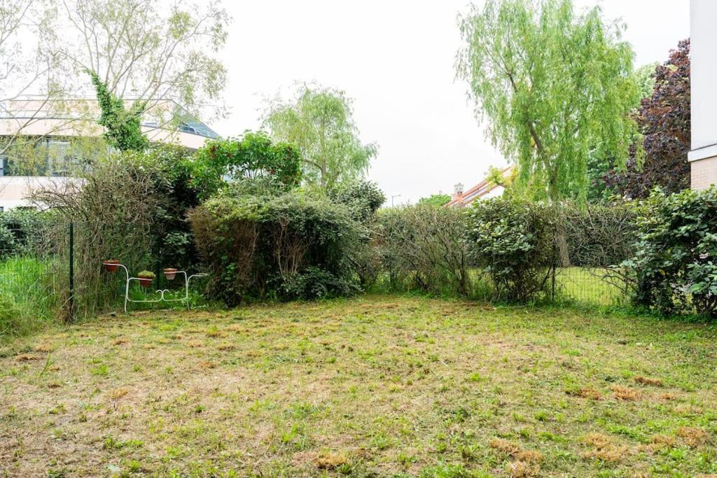 Appartement Avec Jardin Et Terrasse Pres De Paris Mantes-la-Jolie Exterior foto