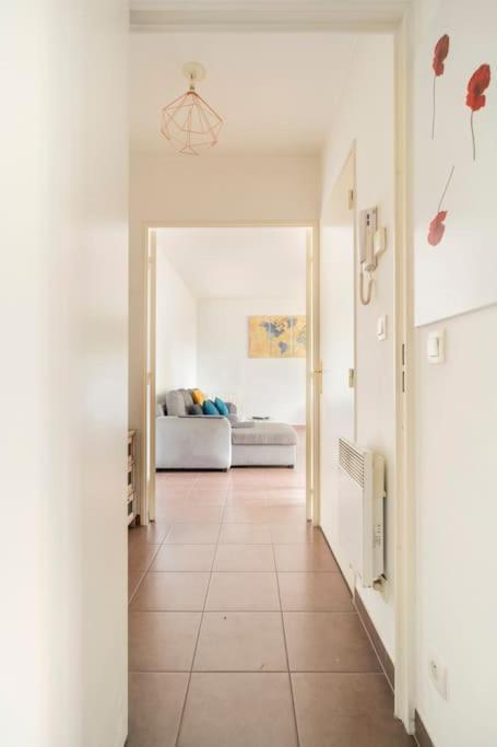 Appartement Avec Jardin Et Terrasse Pres De Paris Mantes-la-Jolie Exterior foto